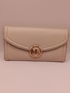 Michael Kors Fulton Vanilla Cream/Gold Hardware Snap Wallet